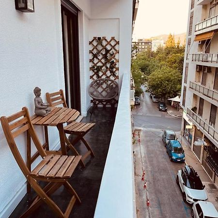 2 Bedroom Apt - Live Like A Local In Kolonaki Athens Exterior photo